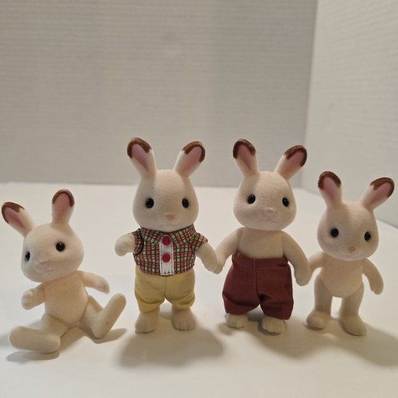 Calico Critters Sylvanian Hopscotch Chocolate Bunny Rabbit Family of 4‎ EUC - Picture 1 of 6